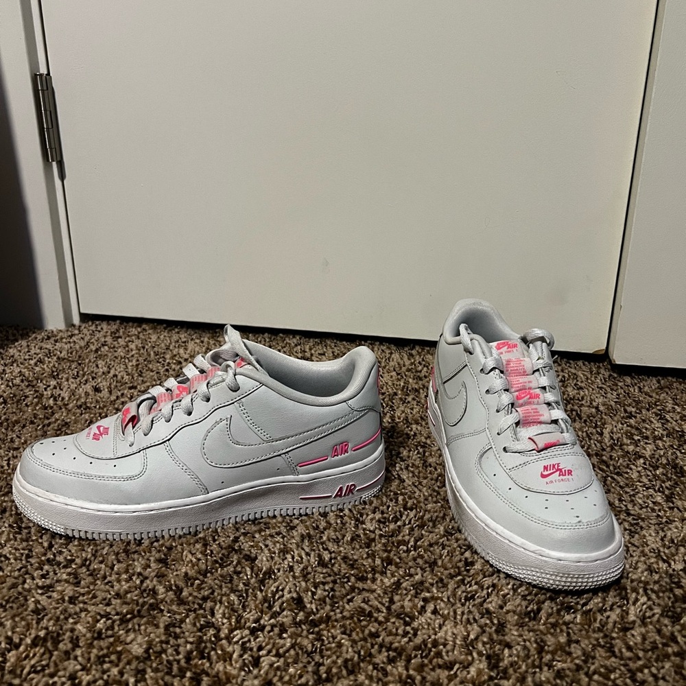 Air Force 1 LV8 3 “Photon Dust” - Size 6Y